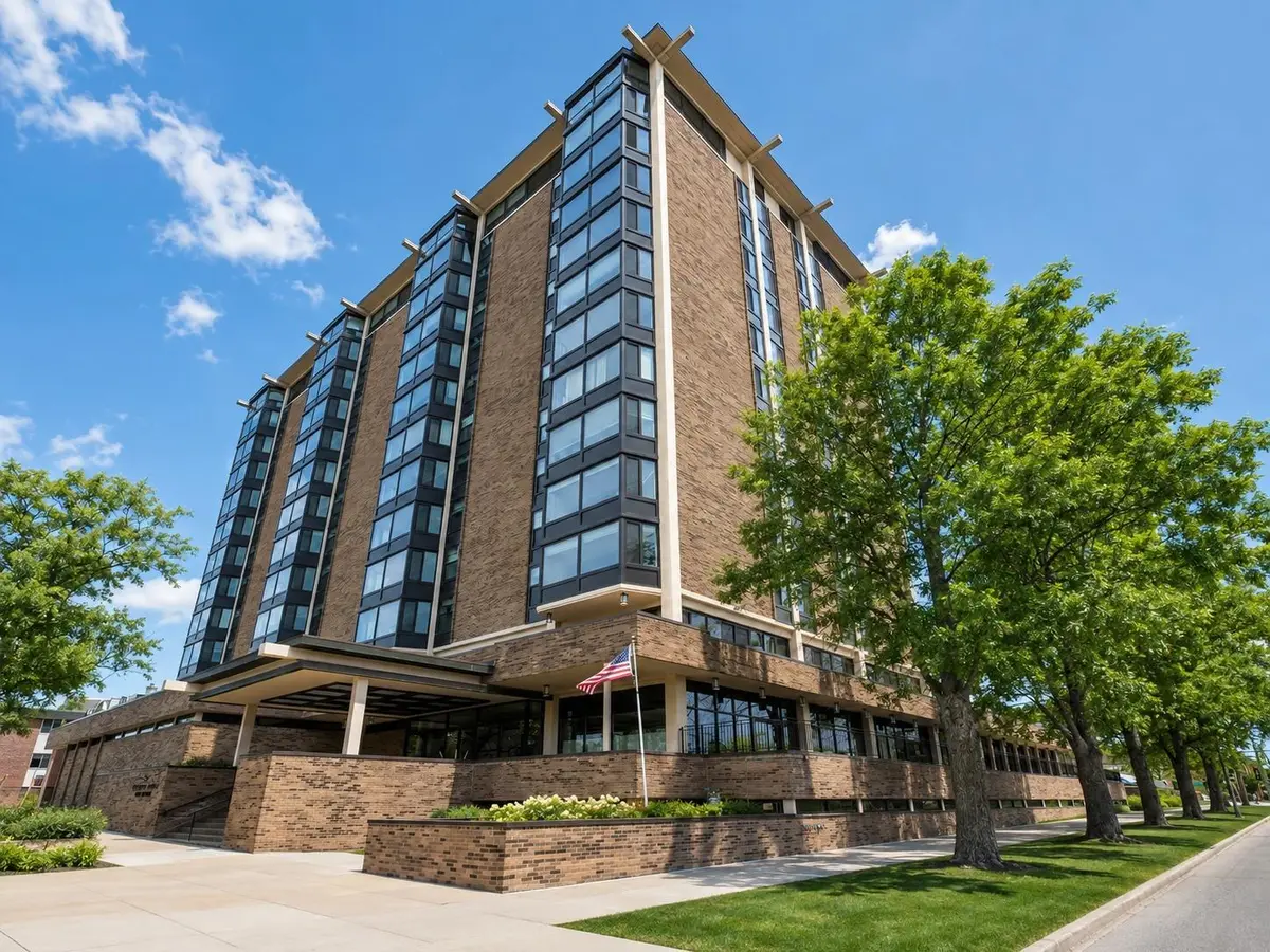 207 5th AVE SW #202, Rochester, MN 55902