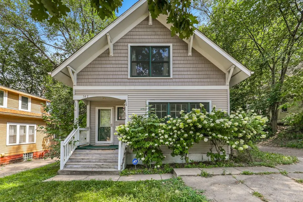 582 State ST, Saint Paul, MN 55107