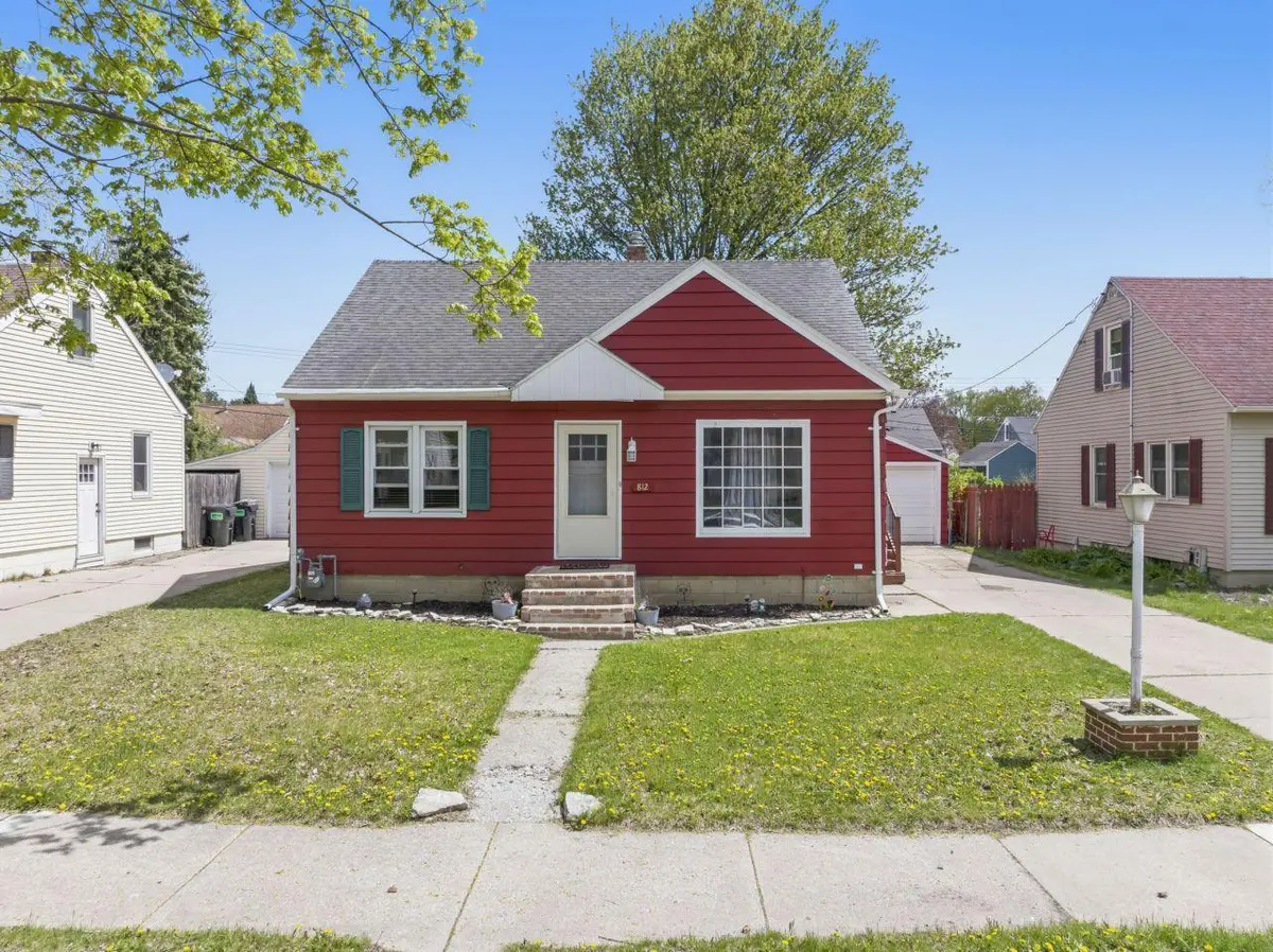 812 14th AVE NE, Rochester, MN 55906