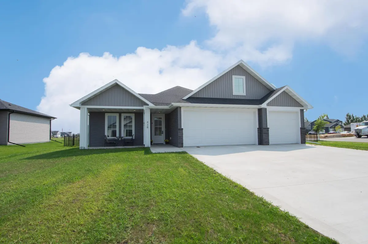 428 Audrey DR, Mapleton, ND 58059