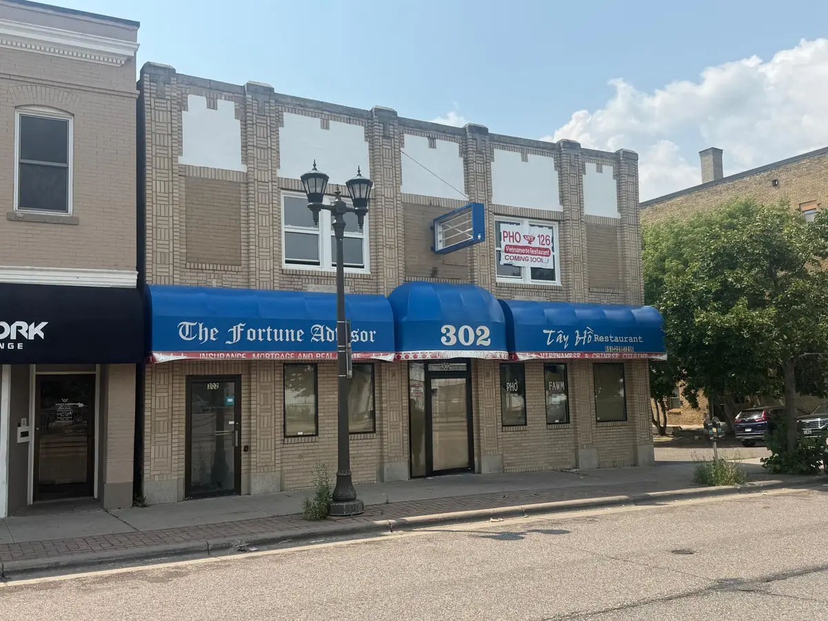 302 University AVE W, Saint Paul, MN 55103