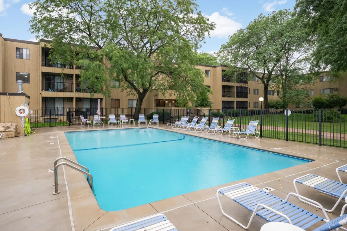 4101 Parklawn AVE #316, Edina, MN 55435