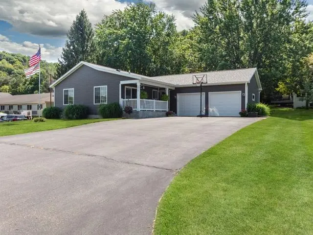413 Cherry AVE W, Plum City, WI 54761