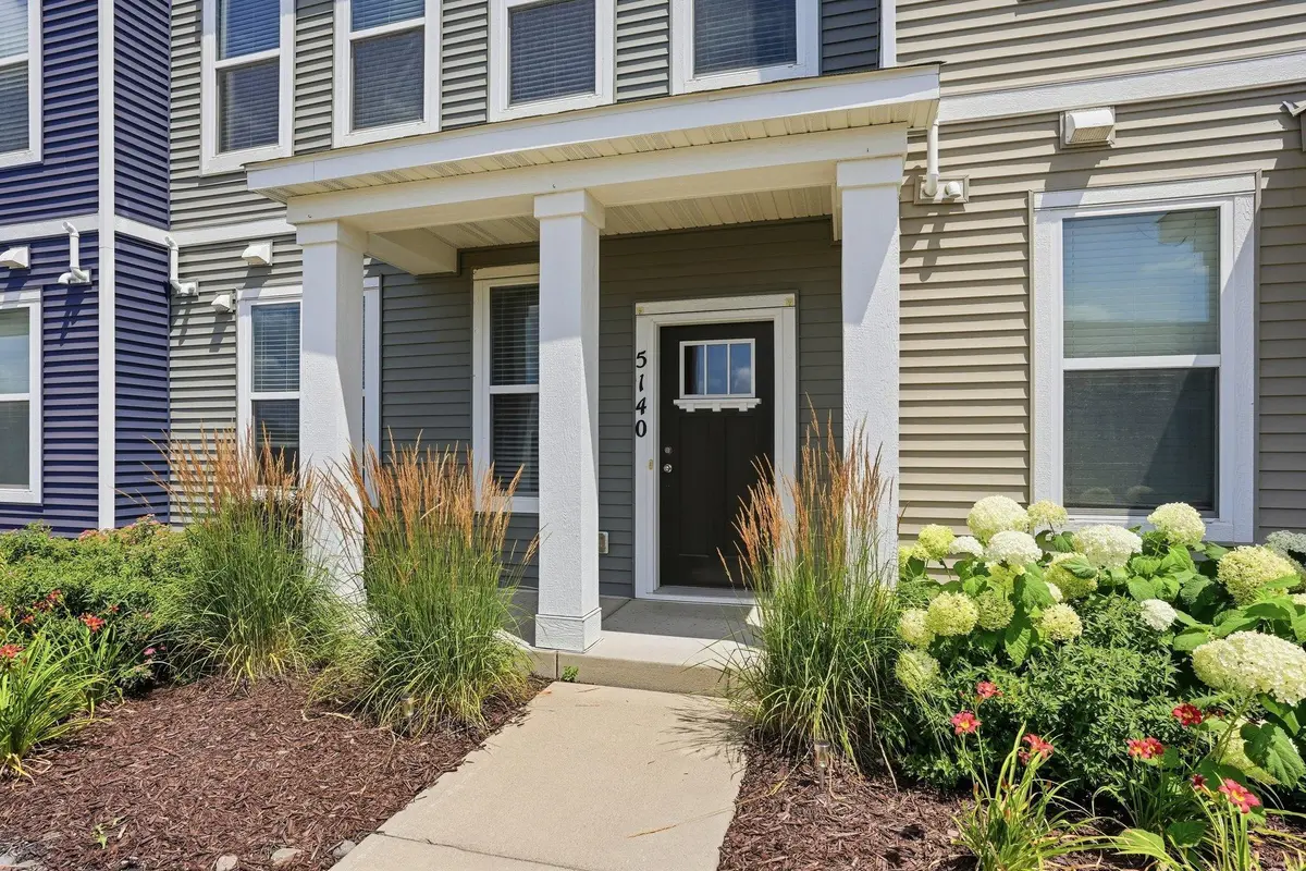 5140 Hampton ST NE, Prior Lake, MN 55372