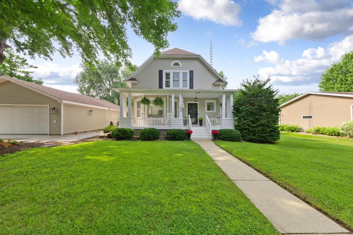 308 1st ST NW, New Richland, MN 56072