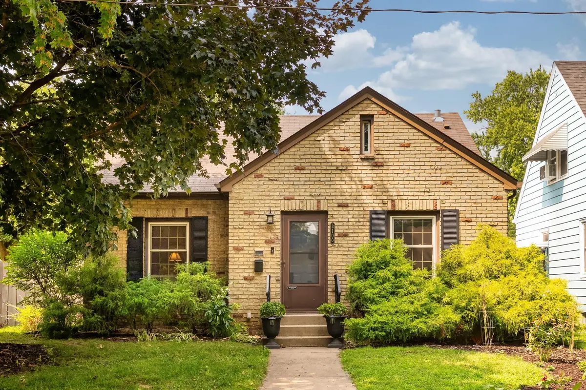 3100 Benjamin ST NE, Minneapolis, MN 55418