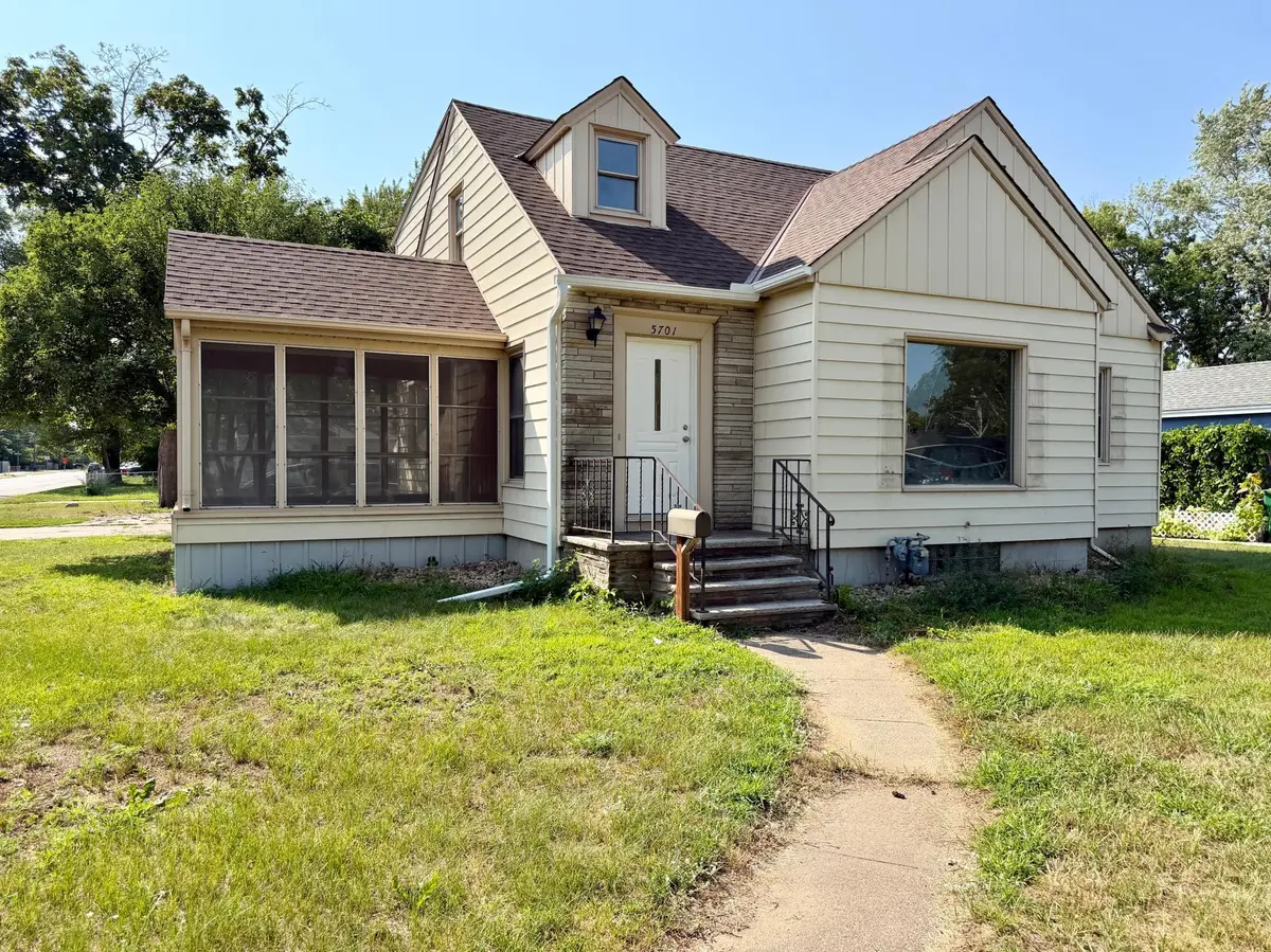5701 Humboldt AVE N, Brooklyn Center, MN 55430