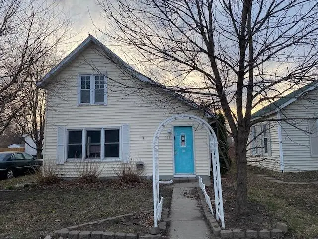 321 S Main ST, Lake Crystal, MN 56055