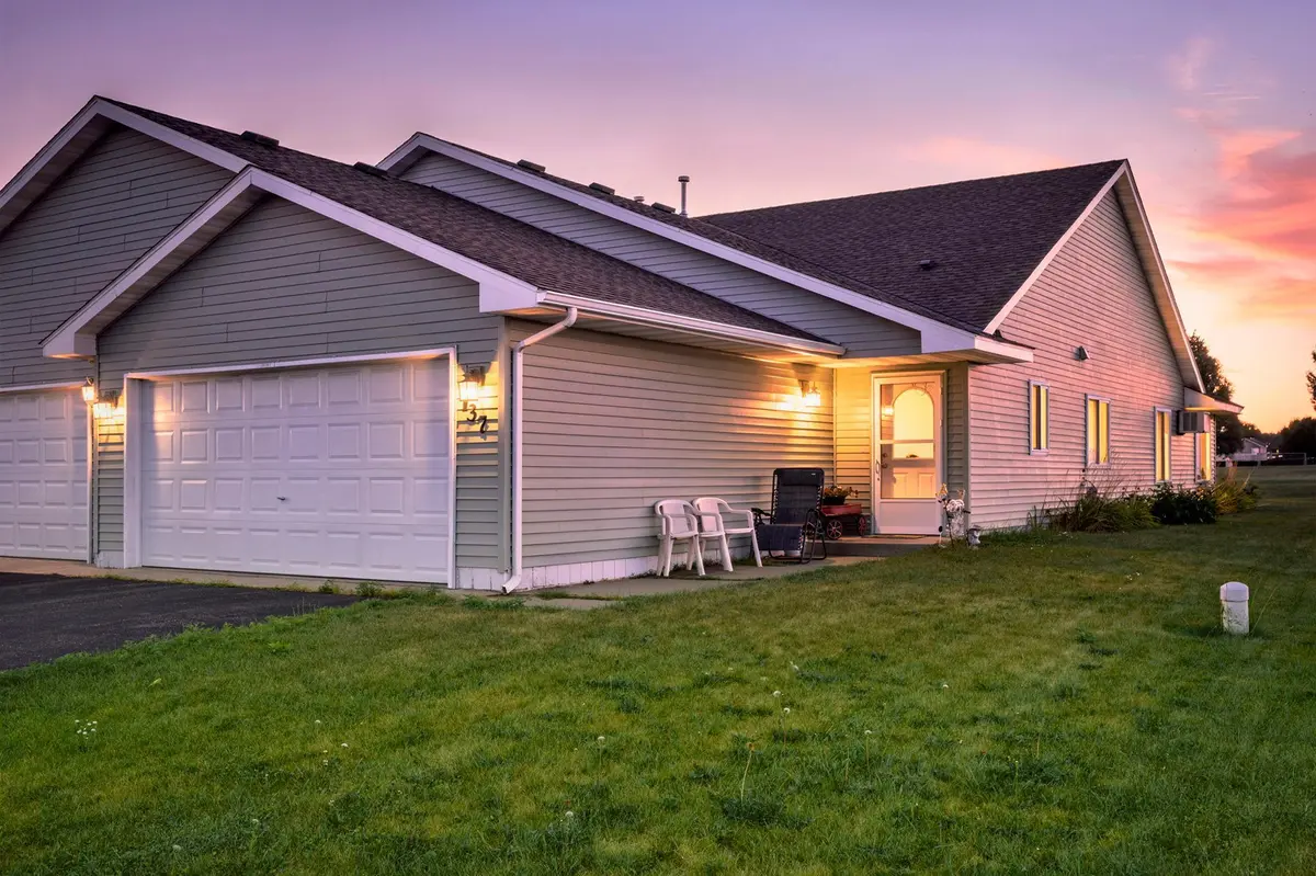 137 Belmont ST, Osceola, WI 54020