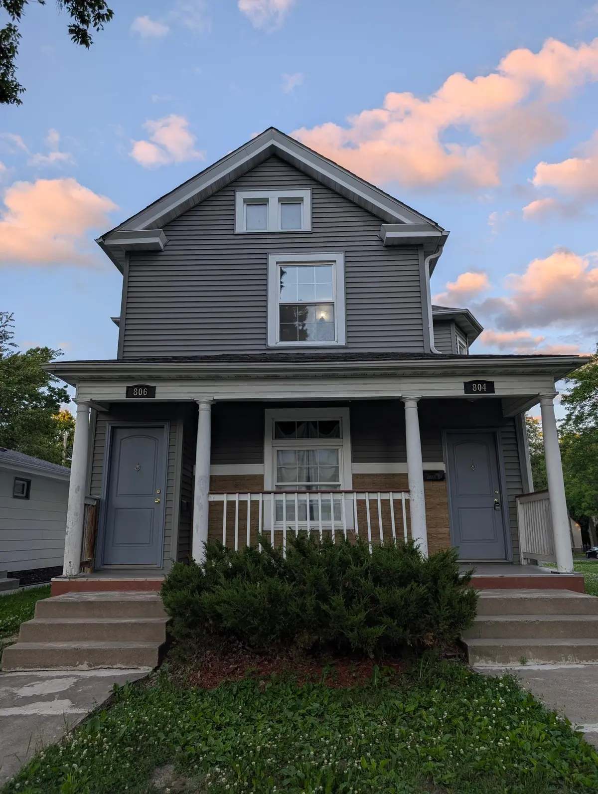 804 Oliver AVE N, Minneapolis, MN 55411