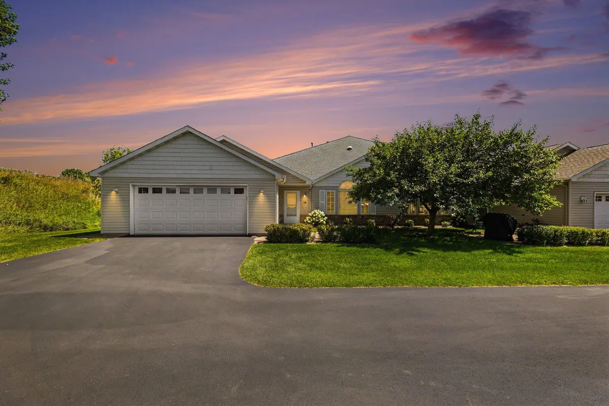 59 Brighton PATH, Hudson, WI 54016