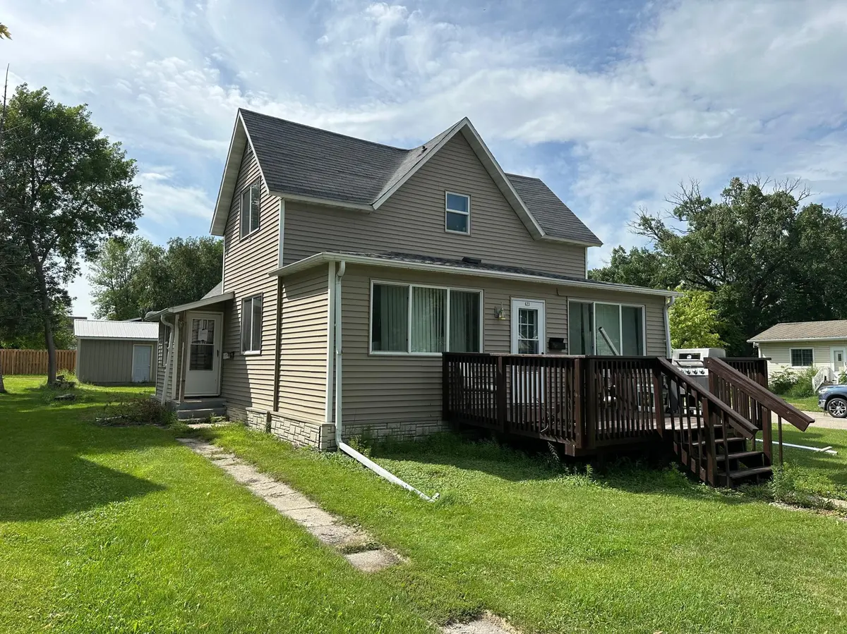 623 Horace AVE N, Thief River Falls, MN 56701
