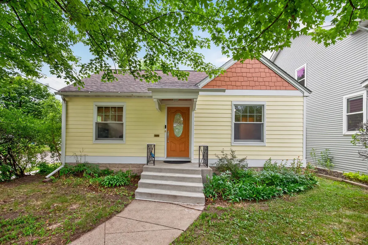 3901 Quail AVE N, Robbinsdale, MN 55422