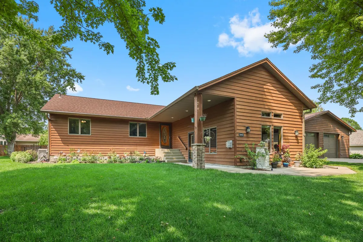 1215 35th AVE N, Saint Cloud, MN 56303