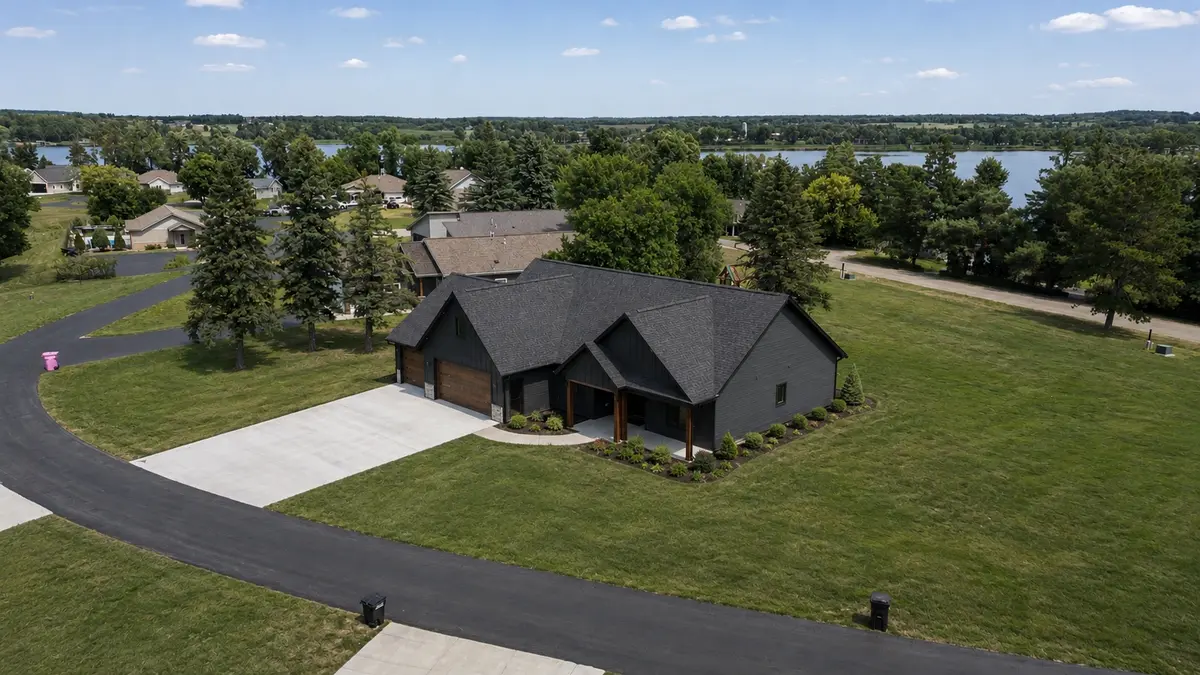 20639 County Highway 21, Detroit Lakes, MN 56501