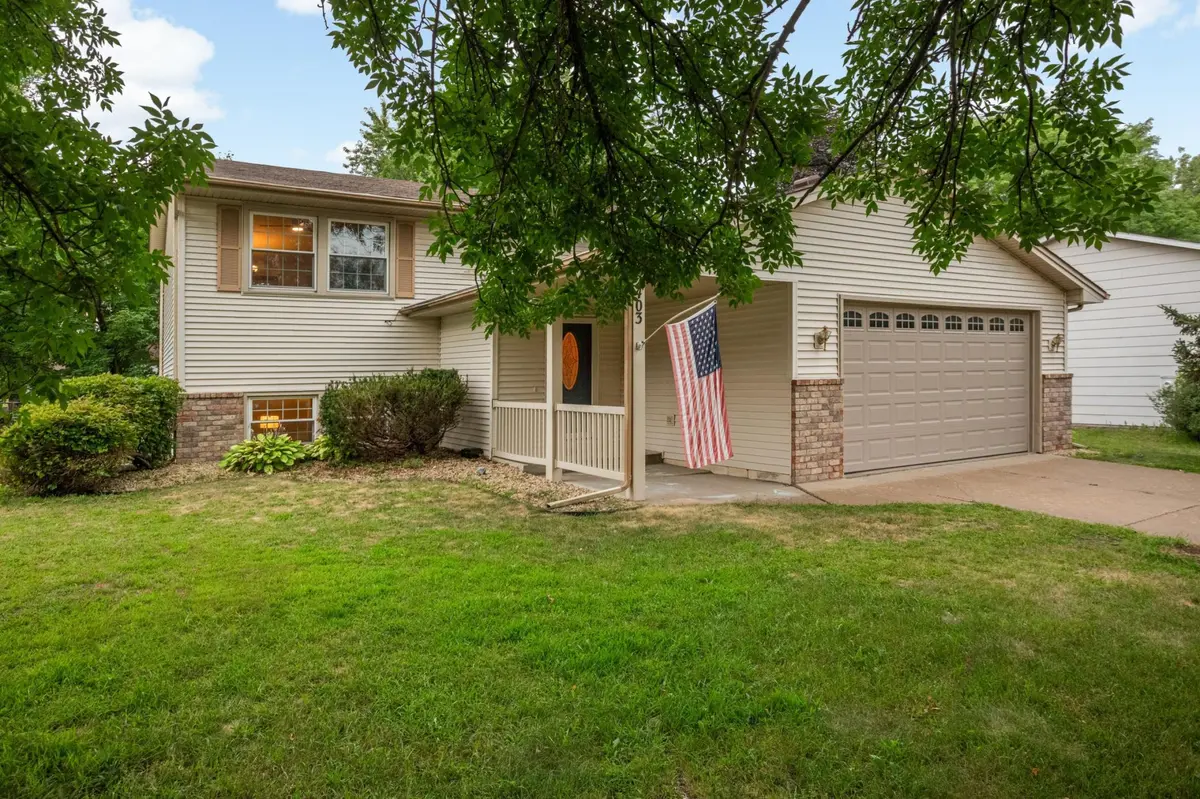 2403 96th WAY, Brooklyn Park, MN 55444