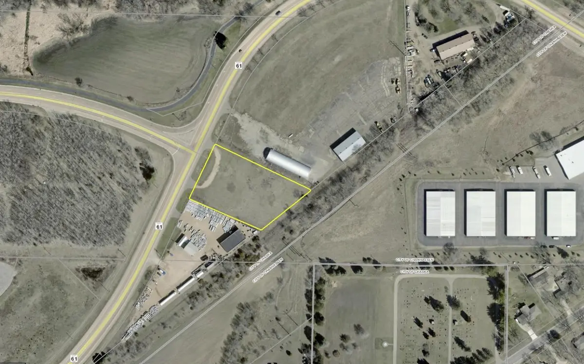 XXX chaska BLVD, Chaska, MN 55318