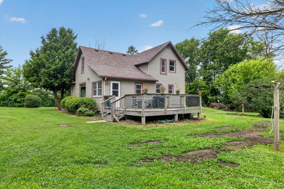 33286 650th AVE, Sargeant, MN 55973