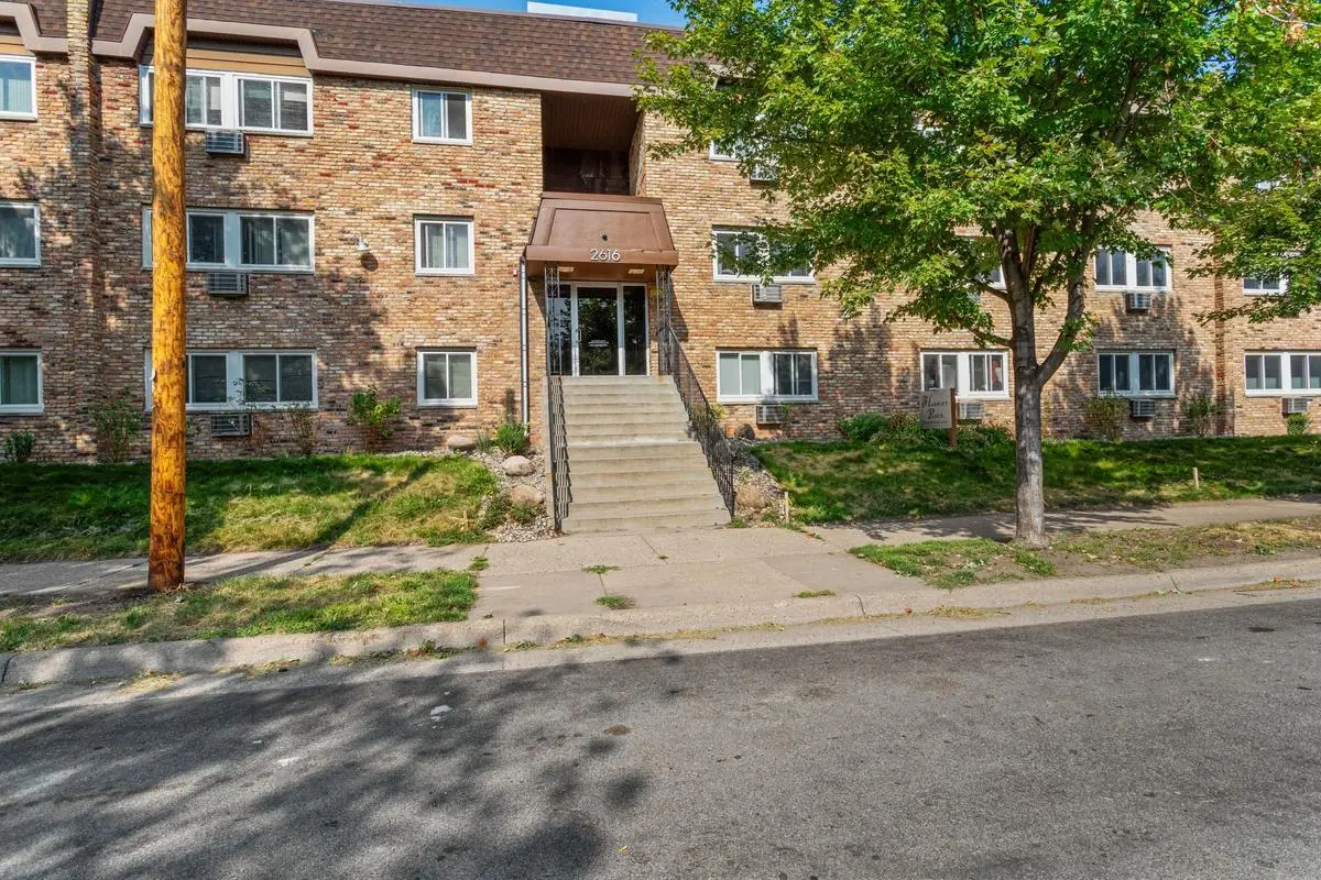 2616 Harriet AVE #110, Minneapolis, MN 55408