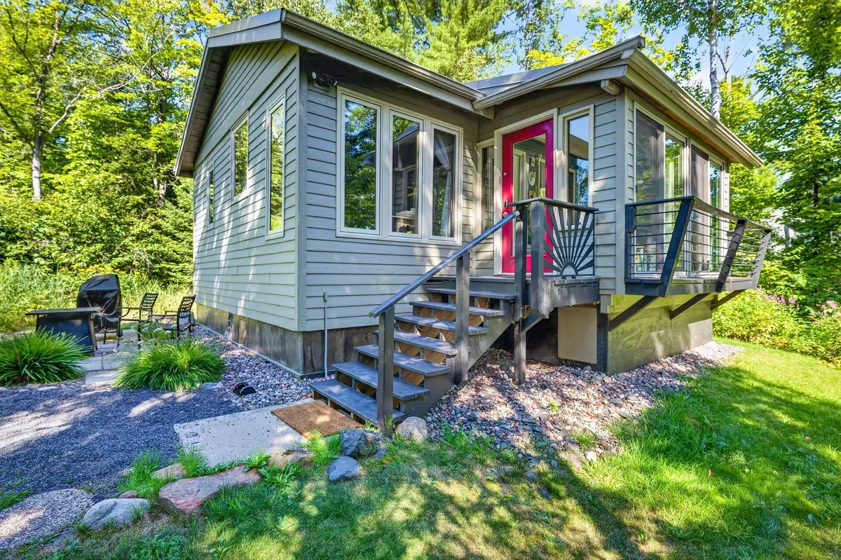 23860 E Spirit Point RD, Cornucopia, WI 54827
