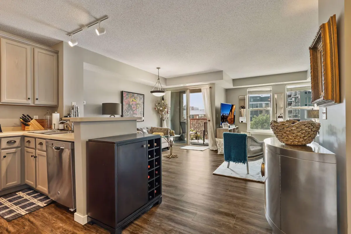 660 N 2nd ST #410, Minneapolis, MN 55401