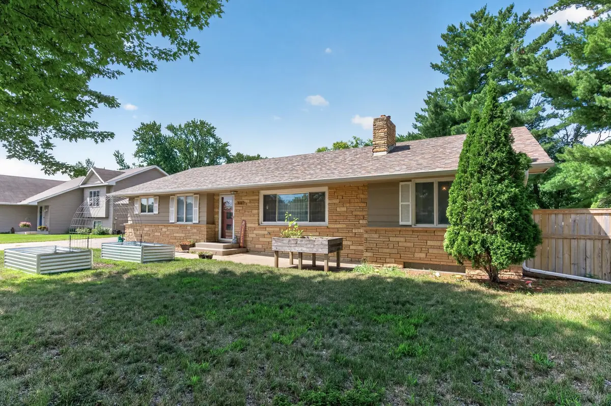816 8th ST, Farmington, MN 55024