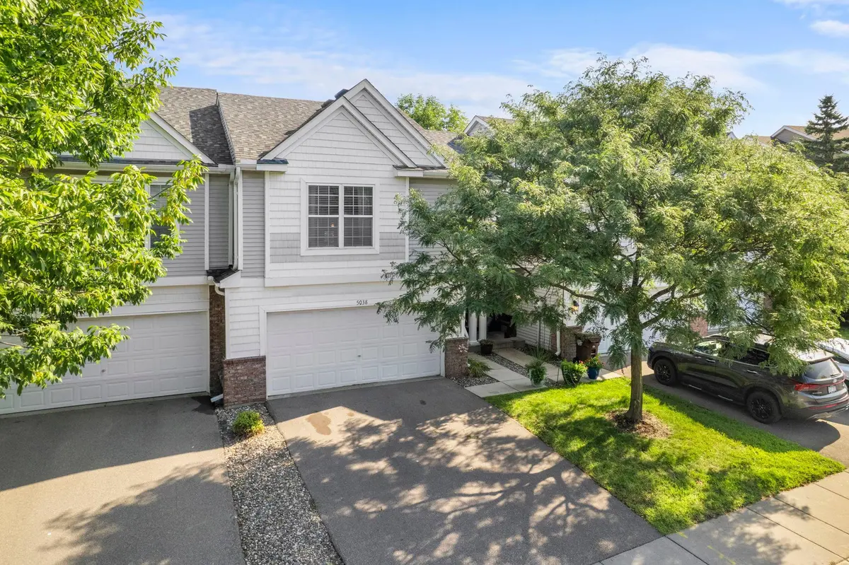 5038 Bluff Heights TRL SE, Prior Lake, MN 55372