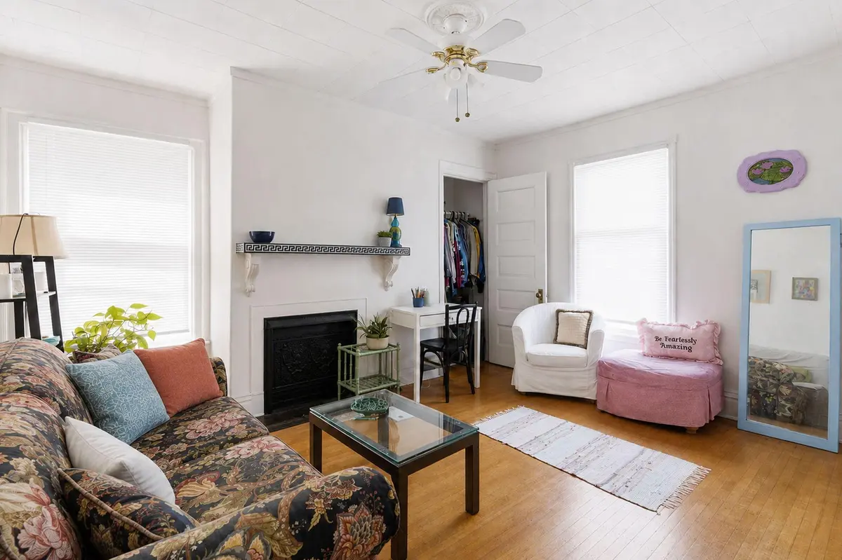 2541 Garfield AVE #3, Minneapolis, MN 55405