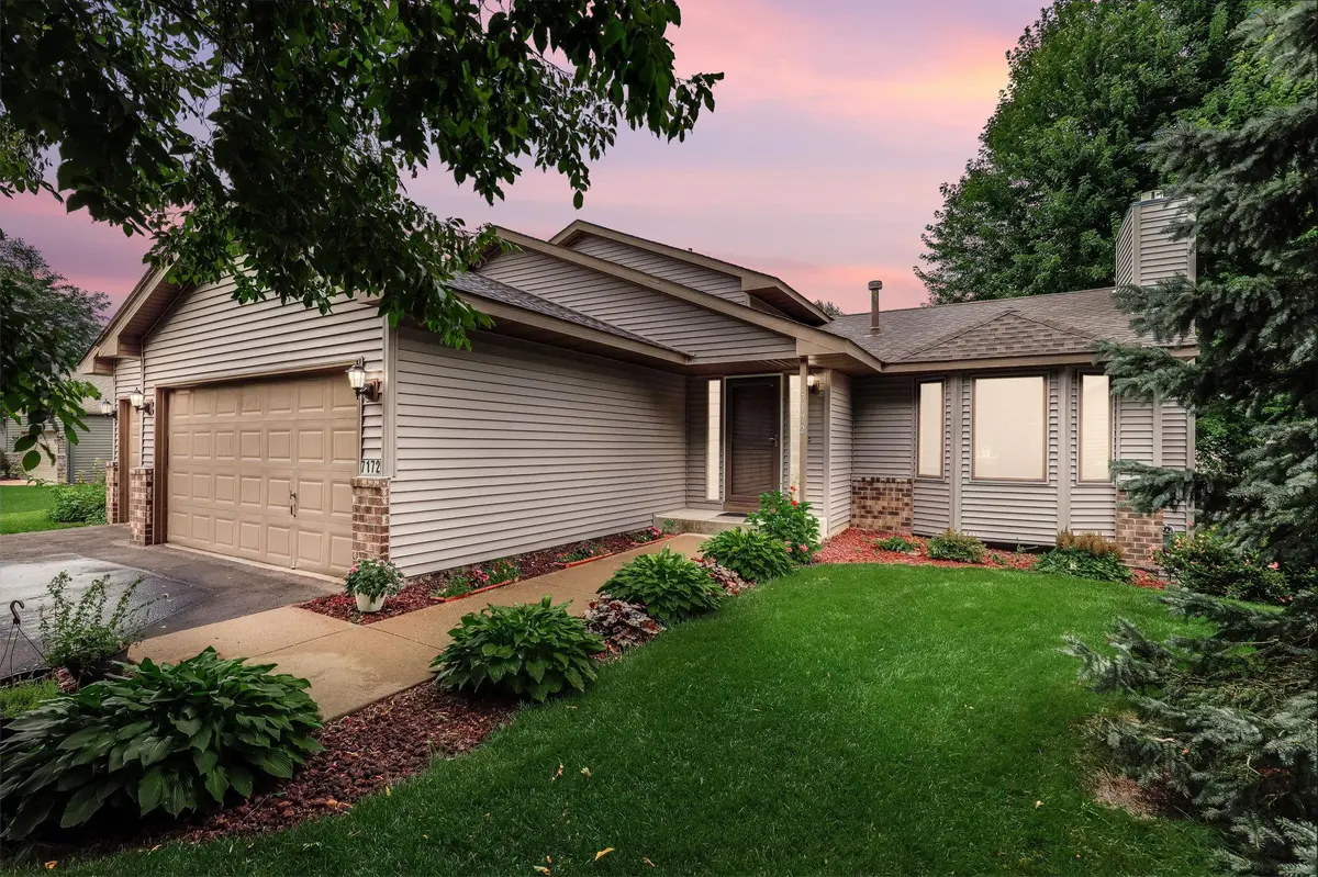 7172 Snow Owl LN, Lino Lakes, MN 55014