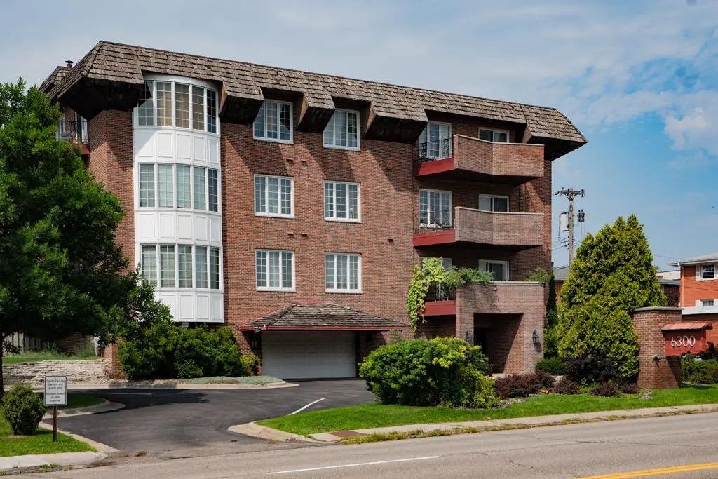 6300 Xerxes AVE S #31, Edina, MN 55423