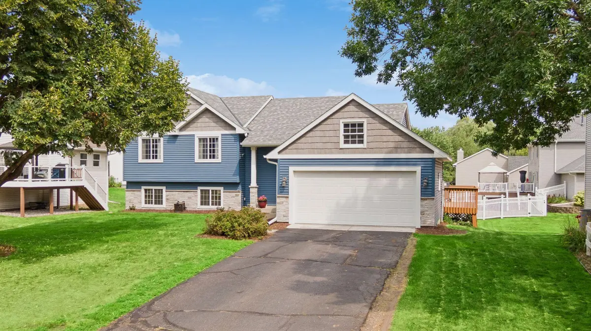 1649 Regatta DR, Woodbury, MN 55125