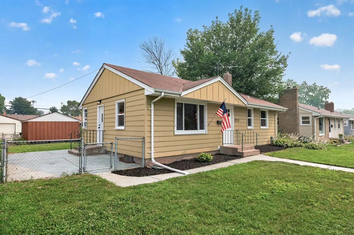 2231 Maryland AVE E, Saint Paul, MN 55119