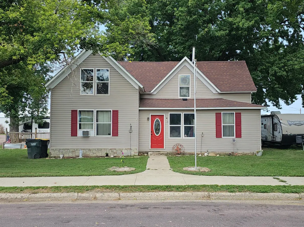 107 2nd AVE E, Lamberton, MN 56152