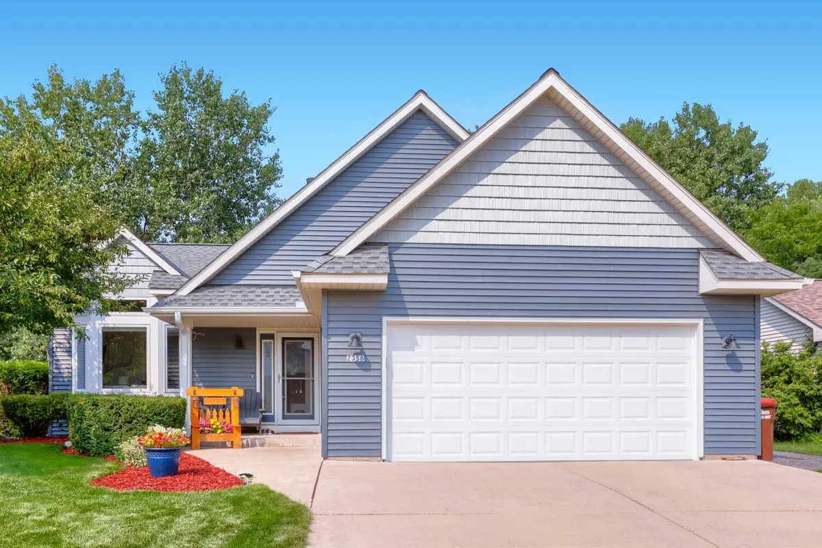 2358 Holly AVE N, Oakdale, MN 55128
