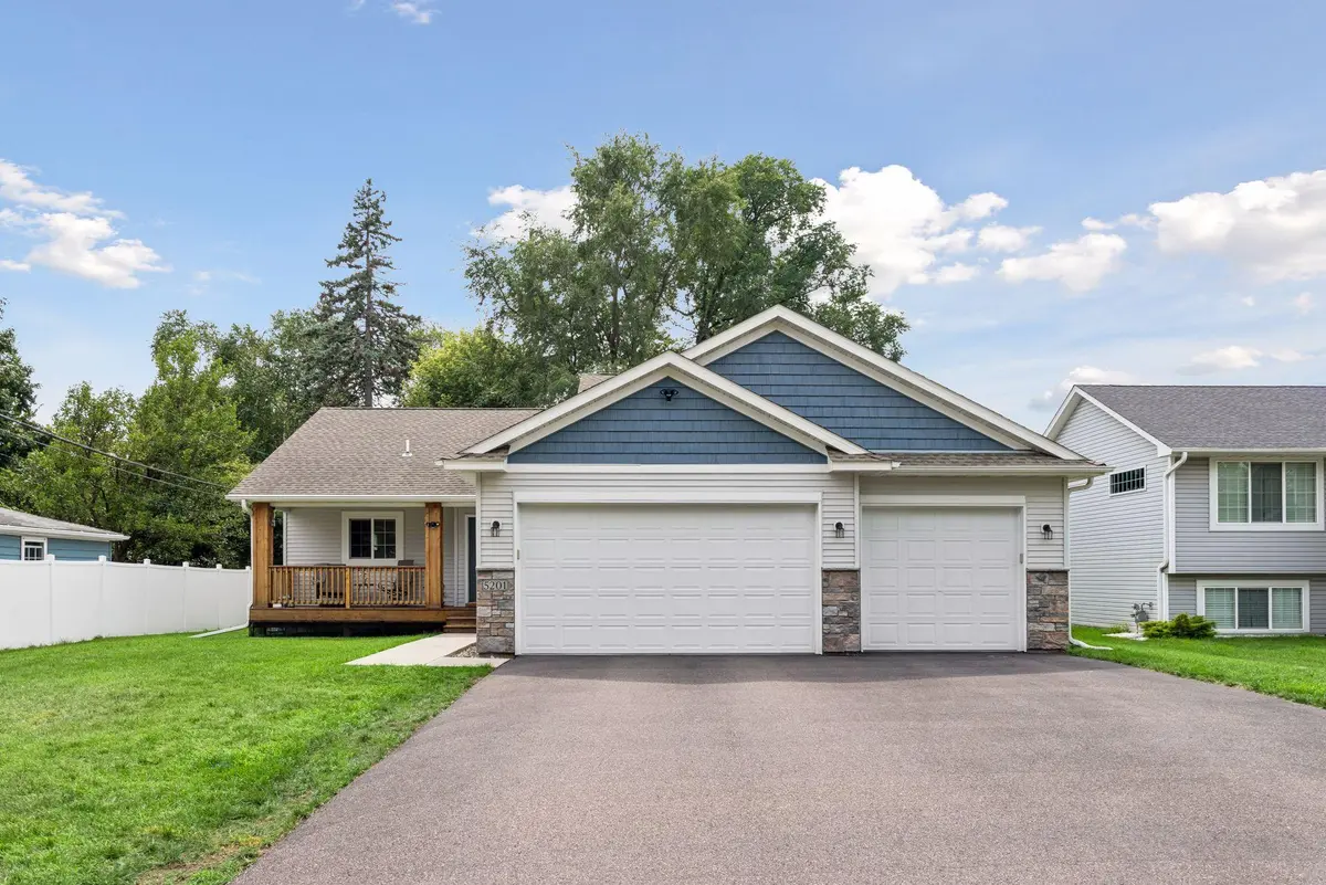 5201 49th AVE N, Crystal, MN 55429