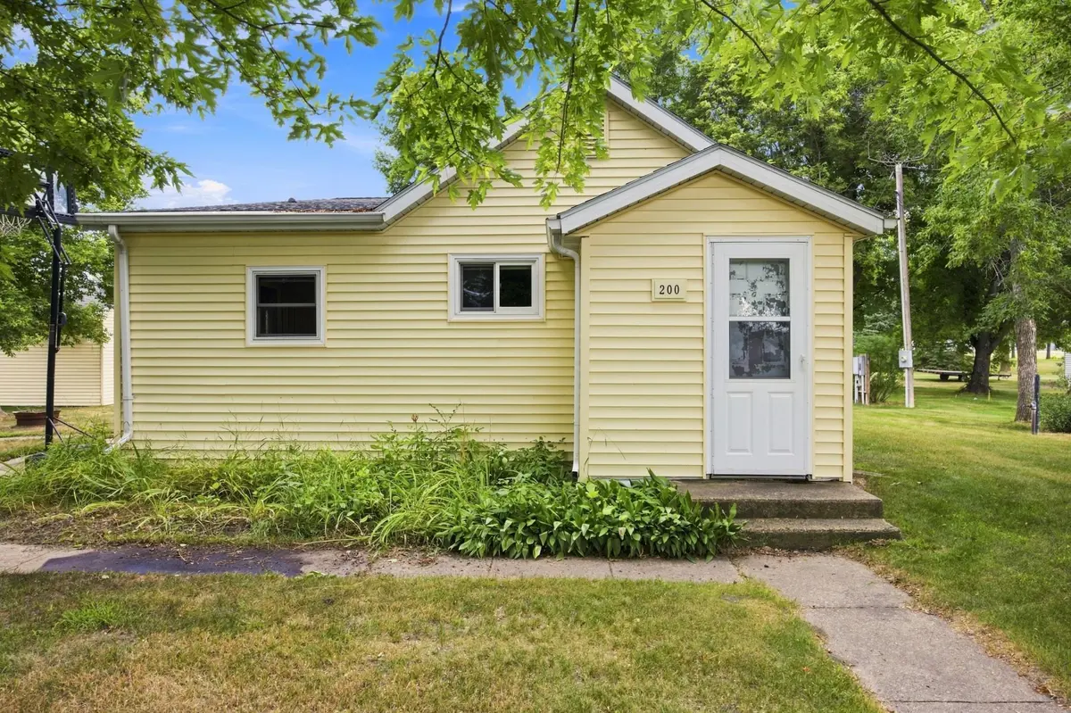 200 Grant ST N, Colfax, ND 58018