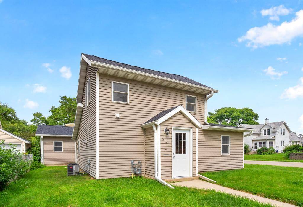 537 3rd AVE NW, Rochester, MN 55901