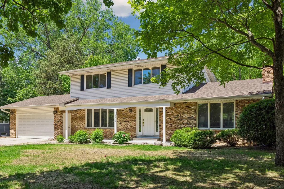 6016 Eden Prairie RD, Edina, MN 55436