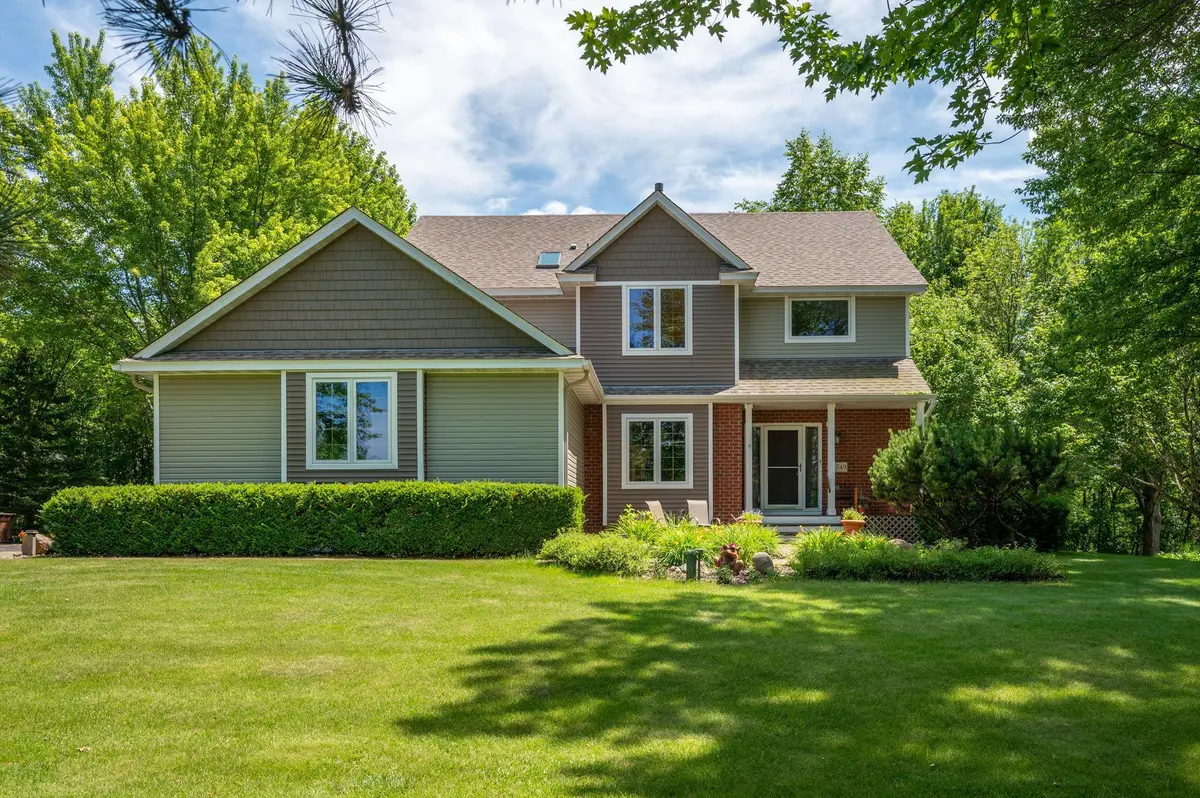 4749 S Lake Sarah DR, Independence, MN 55359