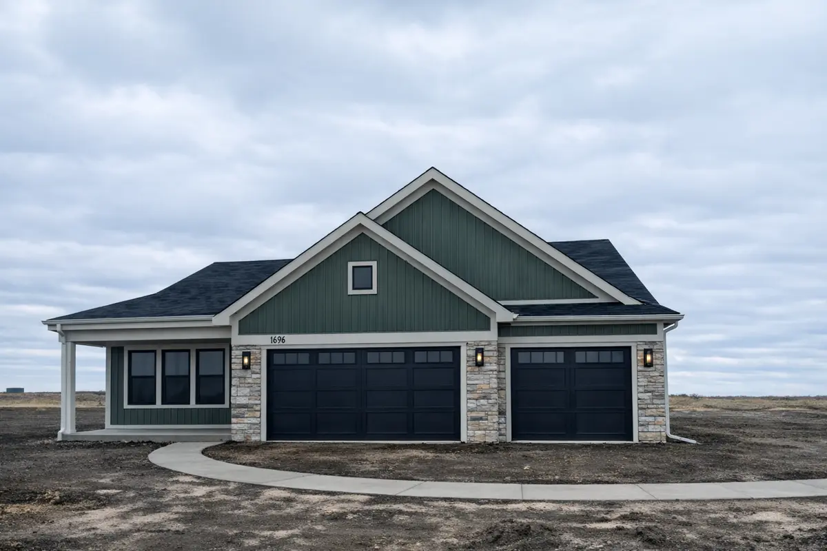 8805 63rd ST S, Cottage Grove, MN 55016
