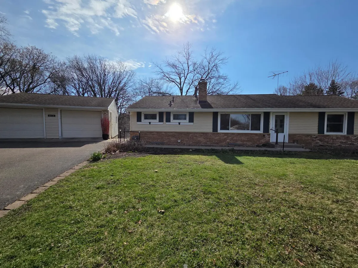 6015 Aspen RD, Mound, MN 55364