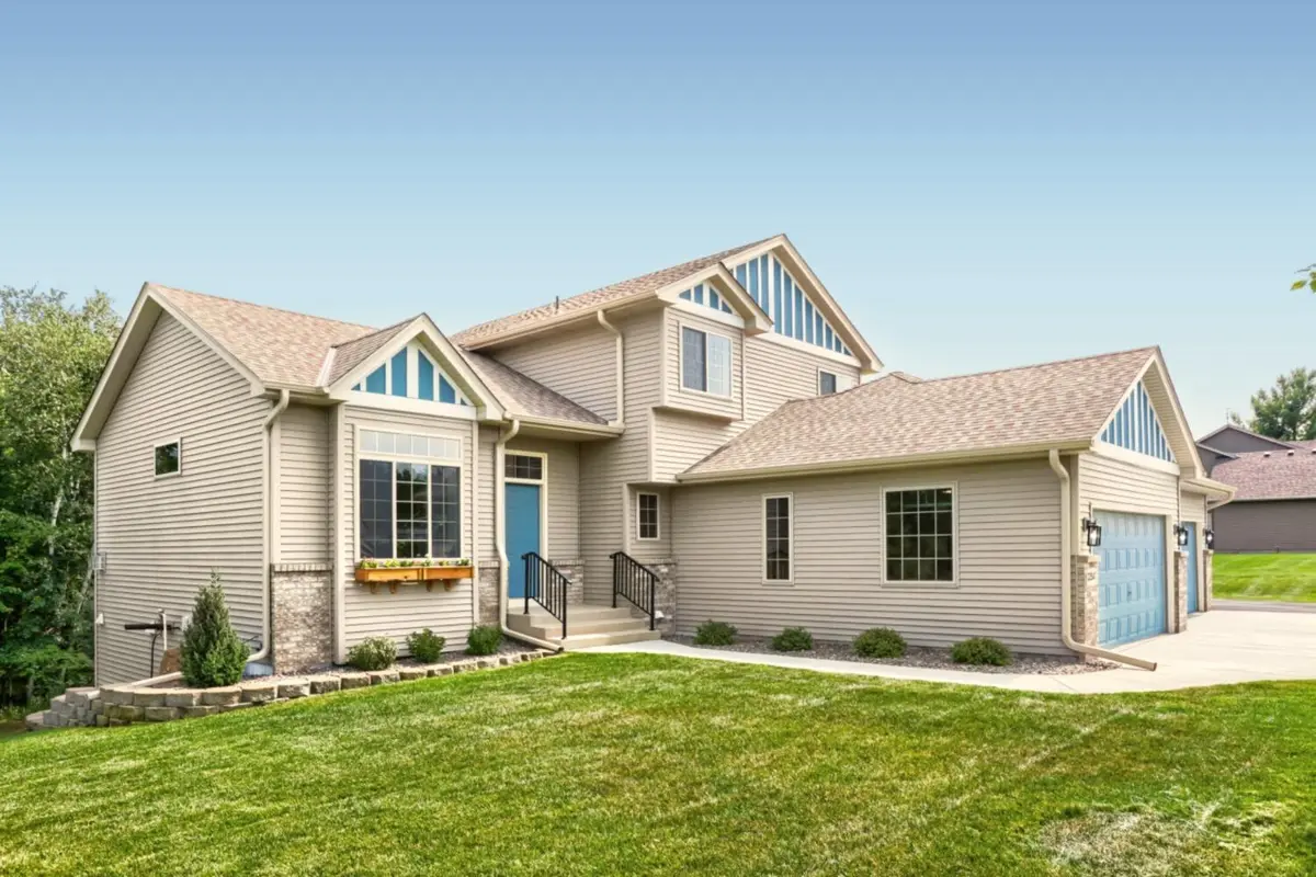 22541 Monroe ST NE, East Bethel, MN 55011