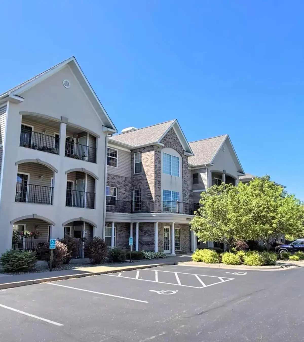 15550 Linnet ST NW #1-210, Andover, MN 55304