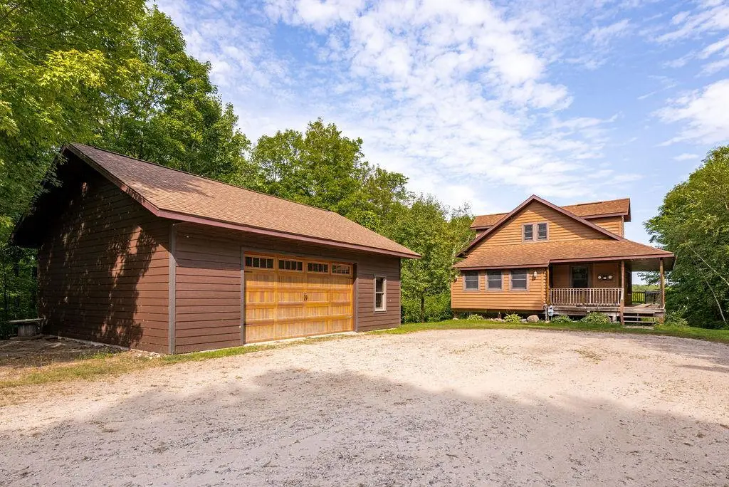 1515 Isleview RD, Grand Rapids, MN 55744