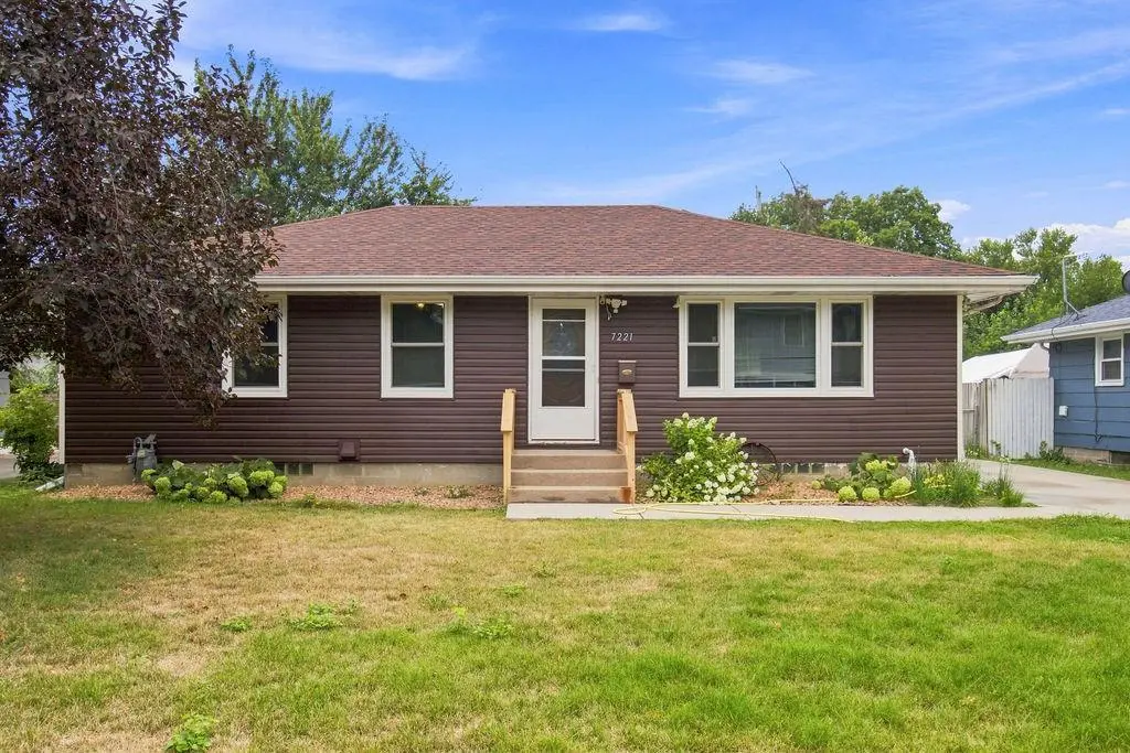 7221 16th AVE S, Richfield, MN 55423