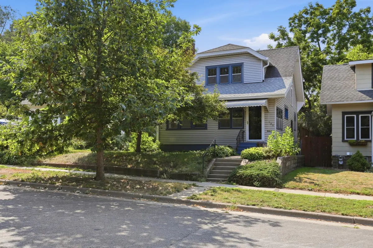 789 Fairview AVE N, Saint Paul, MN 55104