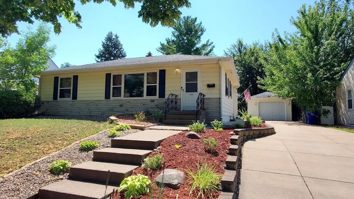 1696 Conway ST, Saint Paul, MN 55106