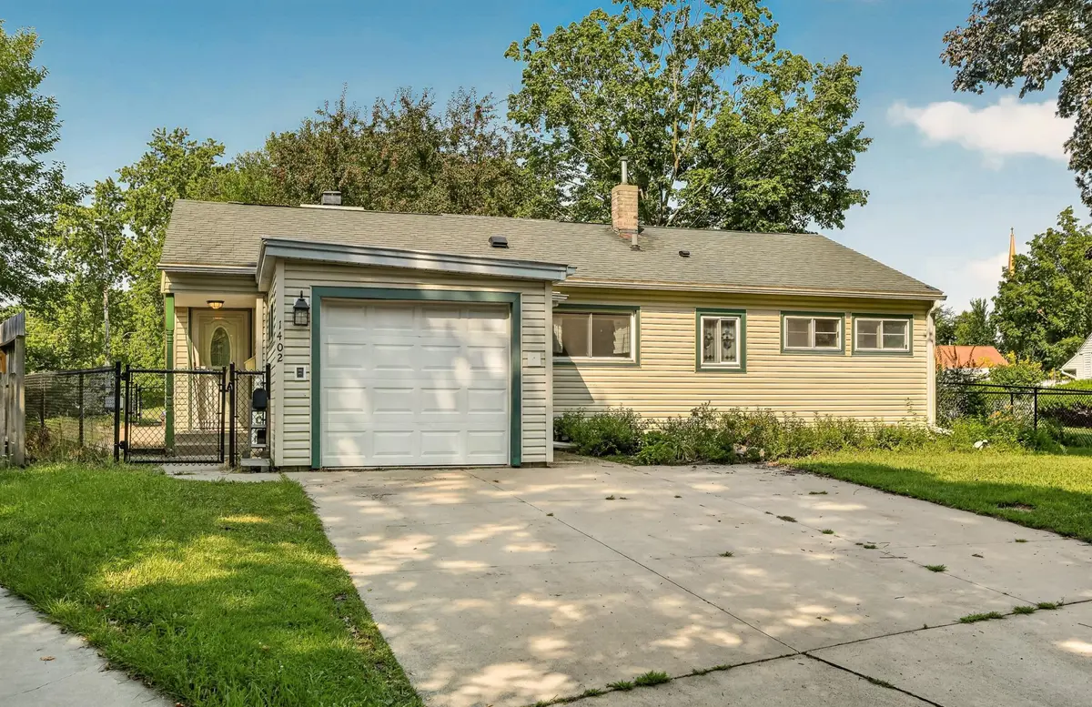 1402 Damon CT SE, Rochester, MN 55904