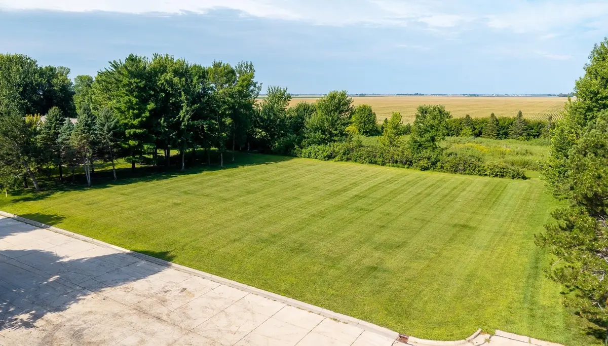 TBD 9th AVE SW, Wells, MN 56097