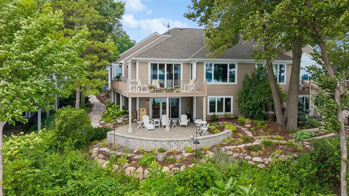 2928 Pelican Point CIR, Mound, MN 55364